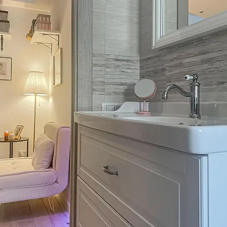 Apartment Cozy In With Wifi